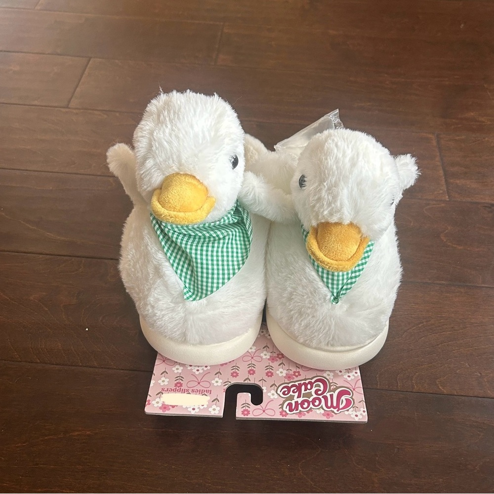 Moon Cake Womens Faux Fur Memory Foam Slippers New Easter Duck
